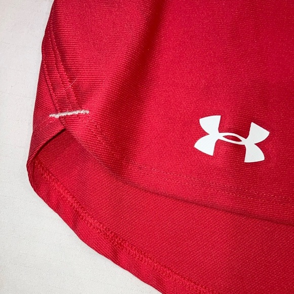 Under Armour large women’s coral Training / running Shorts - Picture 3 of 16